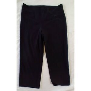 Nike DryFit One Legend Pant Capri Medium Black Wide Leg Cropped Leggings